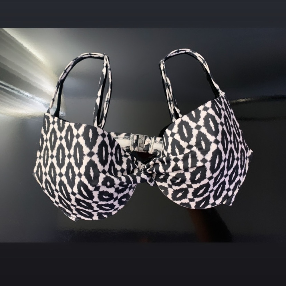 Black and White Bikini Top